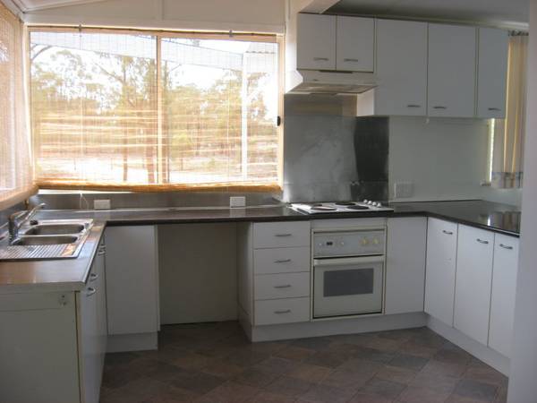 Motivated Vendors - Owners Committed Elsewhere Picture