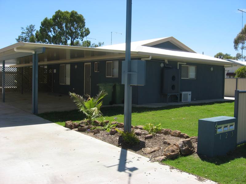 Quiet Accommodation Picture 1