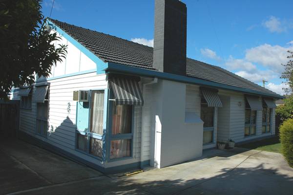 Spacious Investment! Picture 1