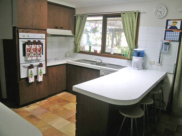 Got cramped stuffy feelings? Picture 3