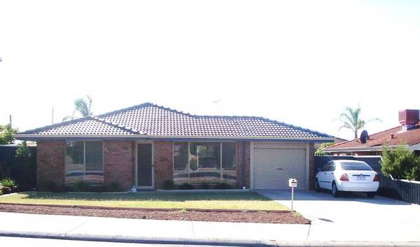 Immaculate throughout Picture 1