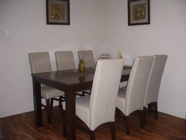 Immaculate throughout Picture 3