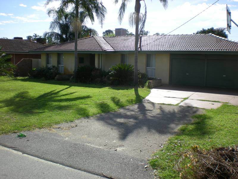 The perfect family home!!!- under application no further applicants to be received Picture 1