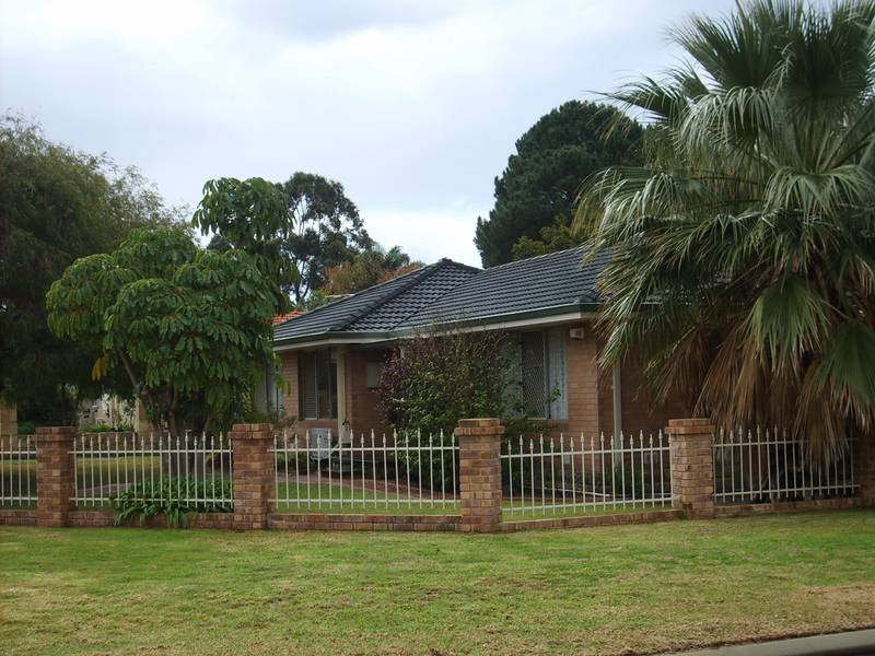 ROSSMOYNE HIGH ZONE - AVAILABLE NOW Picture 1