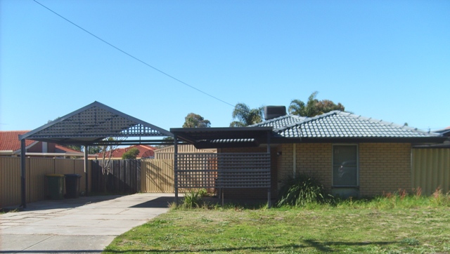 FULLY FURNISHED
- QUITE LOCATION Picture 1