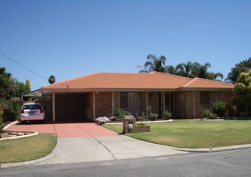 FIRST TIME OFFERED! Picture 1