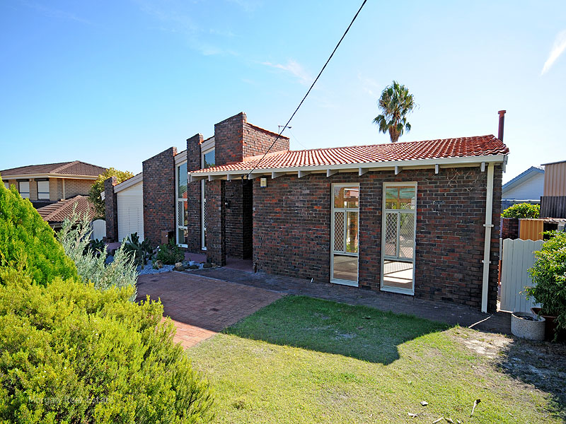 UNDER OFFER BEFORE 1ST OPEN BY RAYMOND CHEN! ENGAGE A 