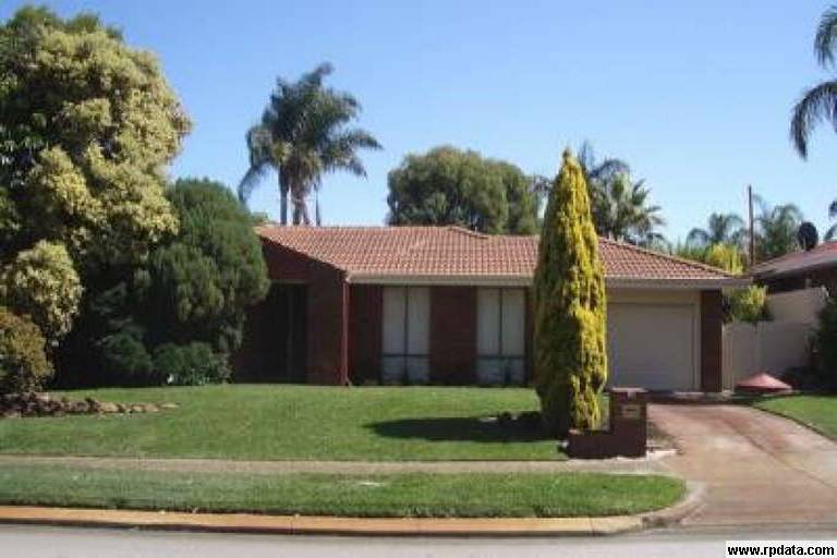 UNDER OFFER WITH ONLY 2 OPENS! WORK WITH A 