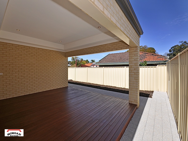 BRAND SPANKING NEW!! Picture 3