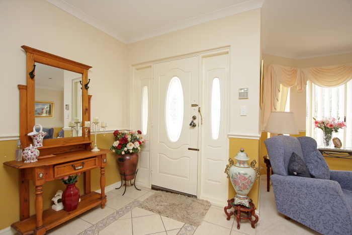 HOME OPEN SUNDAY 31ST JAN 12-12:45 Picture 3