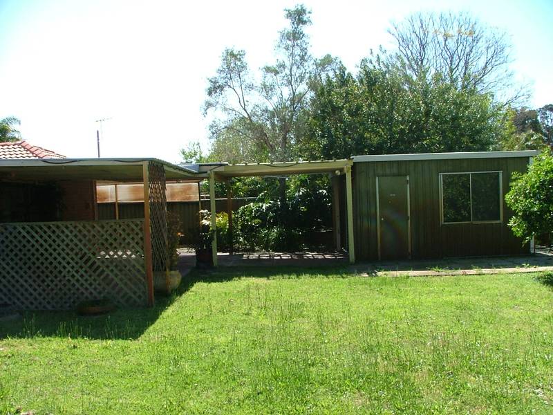 Spacious 4 Bedroom Home Picture 3