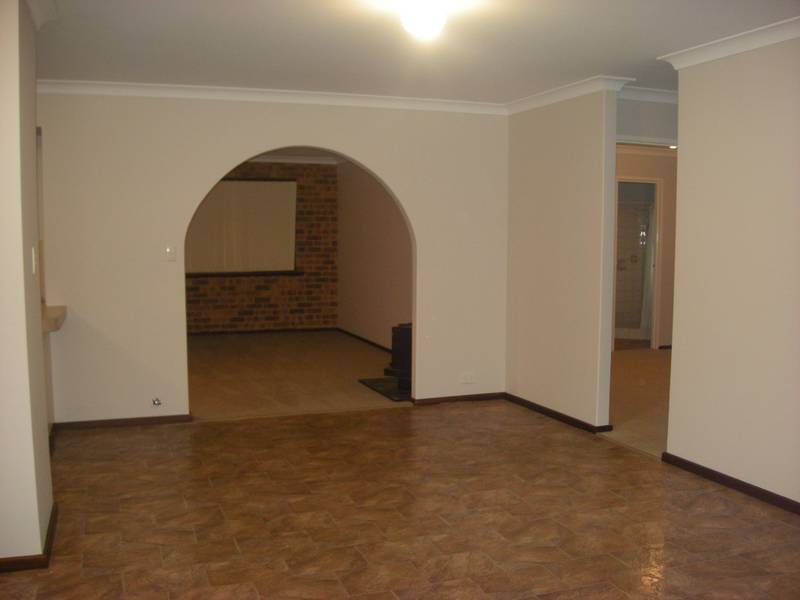 BEAUTIFUL PRESENTATION! A PLEASURE TO VIEW! Picture 3