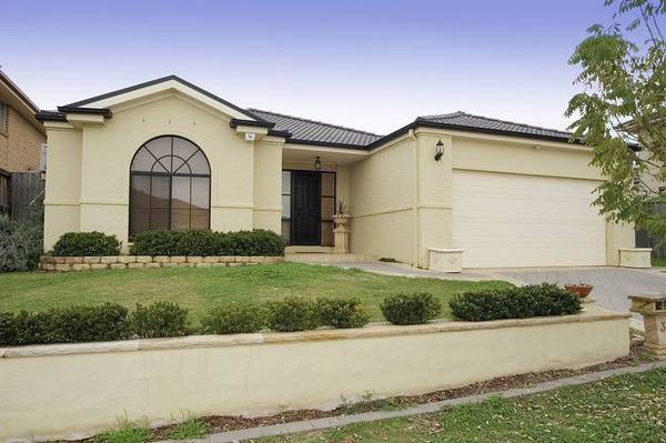 Located in a sought after pocket of Kellyville Ridge. Picture 1