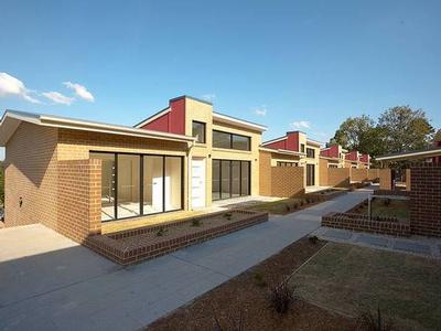 Brand New Modern 3 Bedroom Townhouses Picture