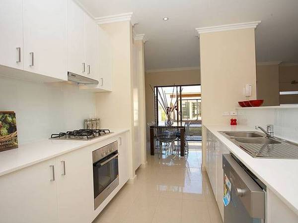 One weeks rent free!! Brand New Modern Townhouses Picture One weeks rent free!! Brand New Modern Townhouses Picture