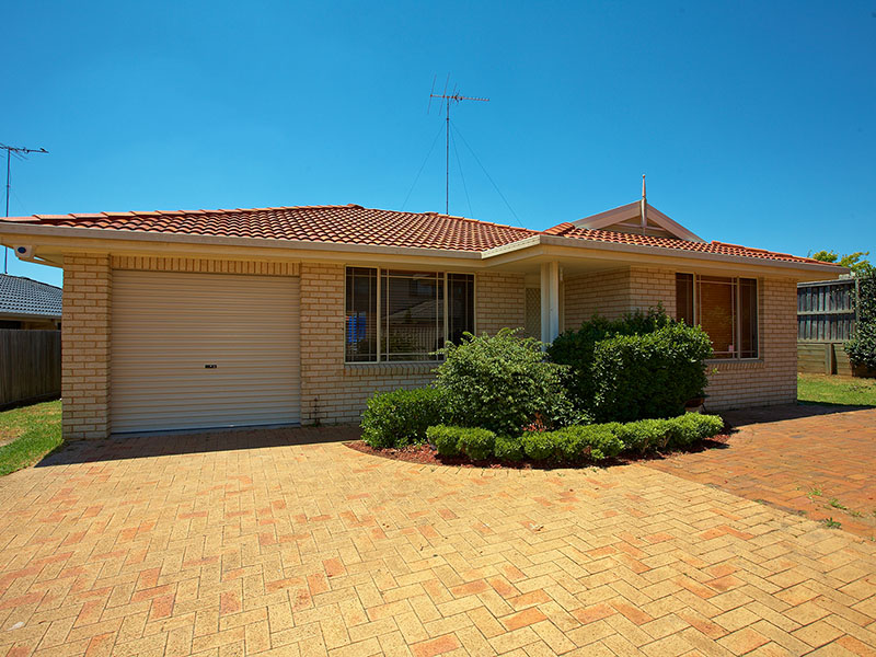 A Hidden Treasure on a 631m2 block! Picture 1