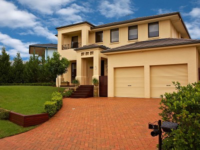 Opposite a park + pool, in Tuscan Waters location ! Picture