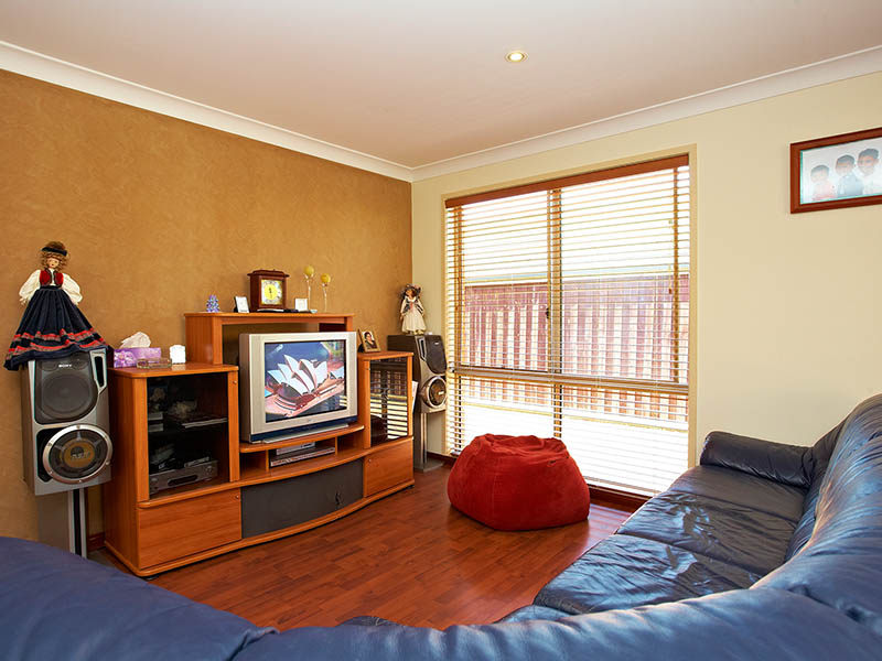 Cul De Sac Family Home..... Picture 2