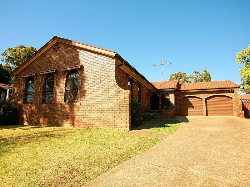 Relaxed Family home With Light And Style all quiet Cul De Sac. First Open home this sat 12-12:30pm Picture 3