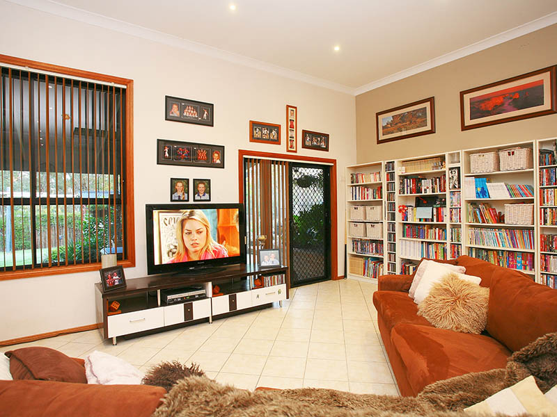 ATTENTION ALL GREENIES Picture 3