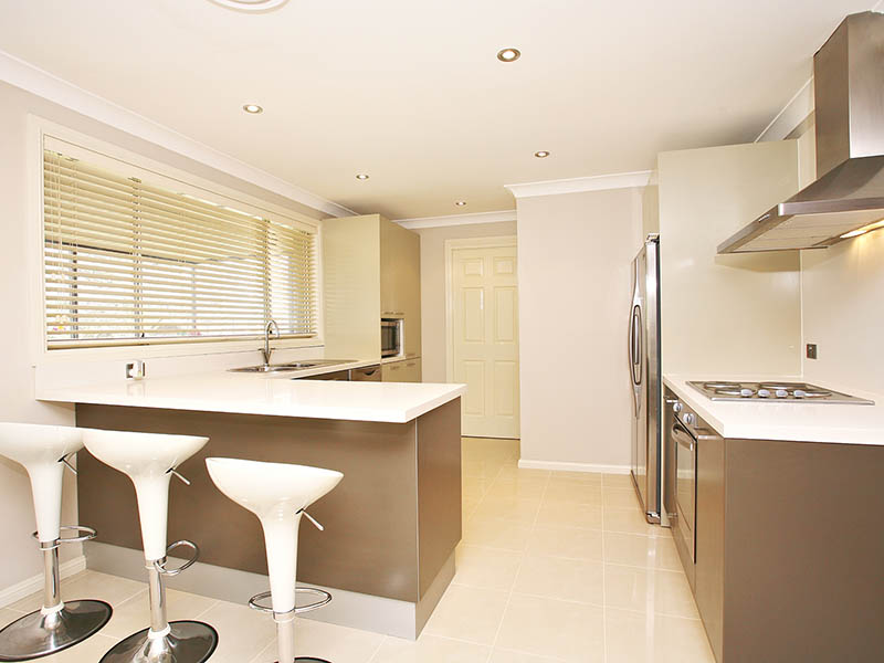 Sophisticated Living at it's Best! Picture 3