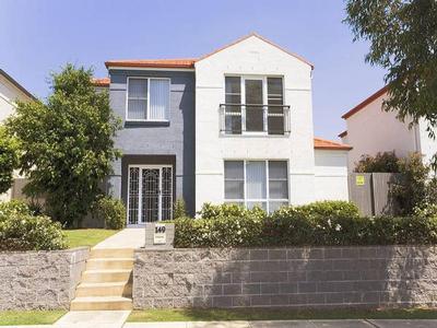 Hurry, Resort Style Living ! Picture