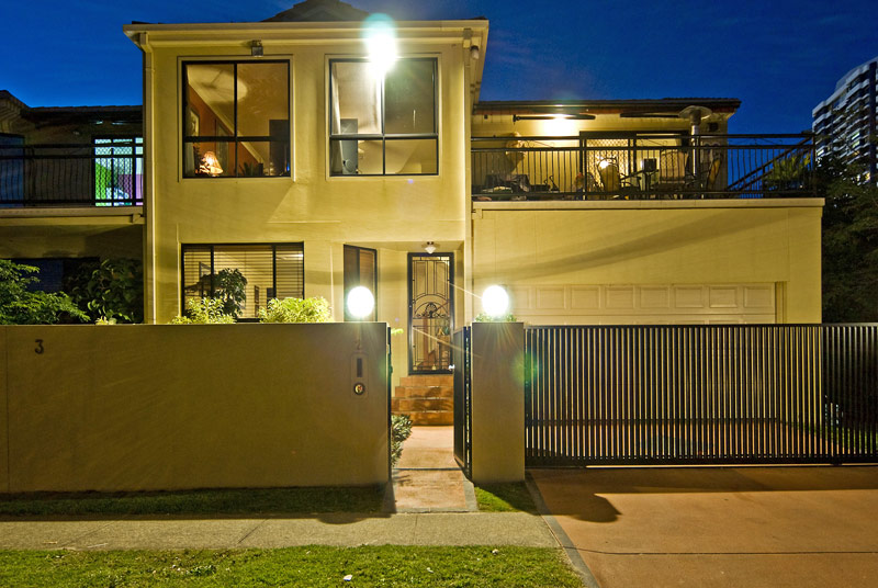 Magnificent Home on Esplanade Picture 3