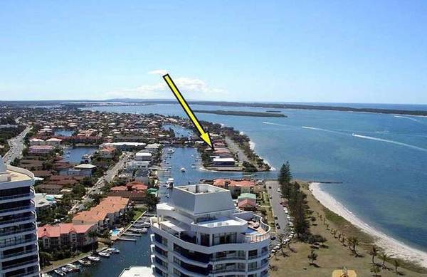 RENOVATE OR DETONATE - THE CHOICE IS YOURS! Picture 3