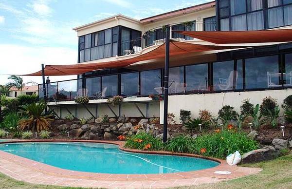 Enjoy Gold Coast's Great Lifestyle at a Bargain Price Picture 2