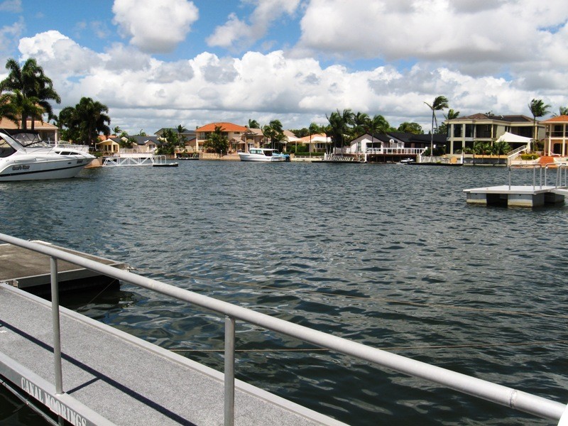 MAGNIFICENT FAMILY HOME Picture 3