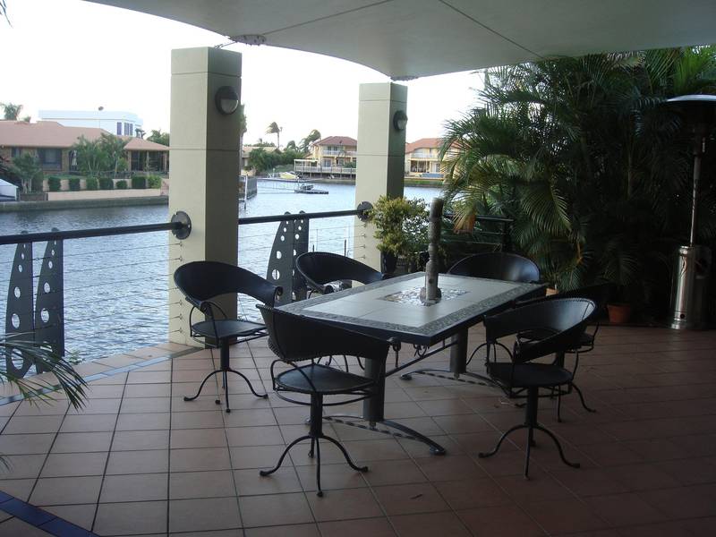 Delightful North to Water Family Home Picture 1