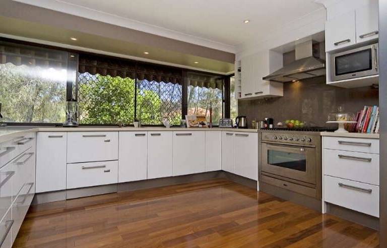 ACREAGE WITH A DIFFERENCE Picture 3