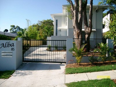 NEW TOWNHOUSE IN SECURE COMPLEX Picture NEW TOWNHOUSE IN SECURE COMPLEX Picture