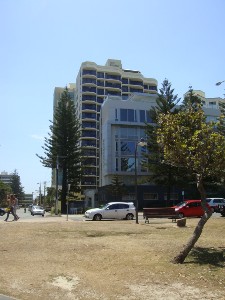 One Bedroom Apartment In The heart of surfers Paradise Picture