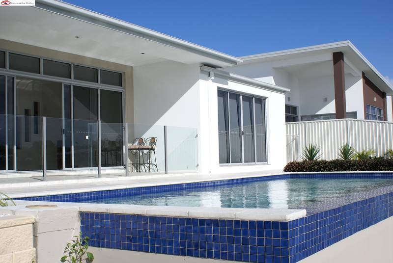 Large Waterfront Home - Available NOW Picture 3