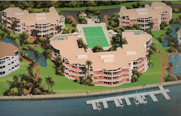 BRILLIANT RUNAWAY BAY BARGAIN! Picture 2