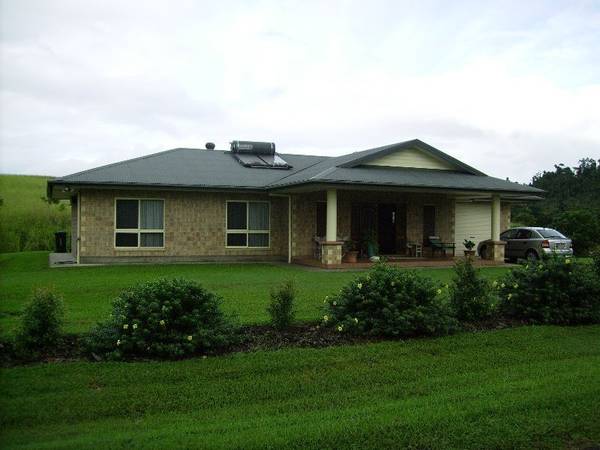 Great Family Home at Camp Creek Picture 1