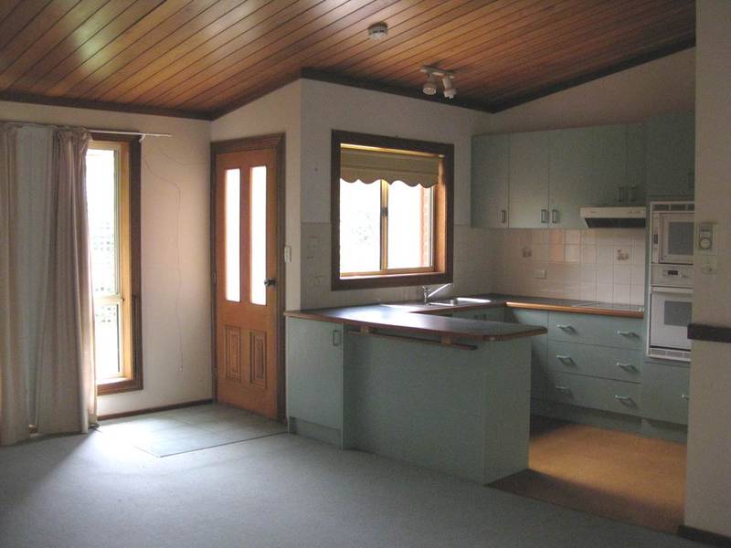 Modern Townhouse Picture