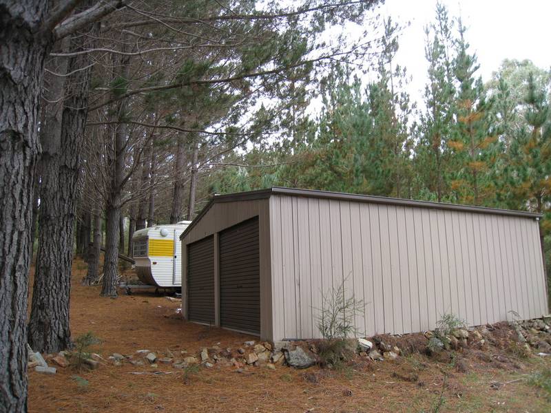 Large Recreational Acreage with Creek and River Frontage Picture 2