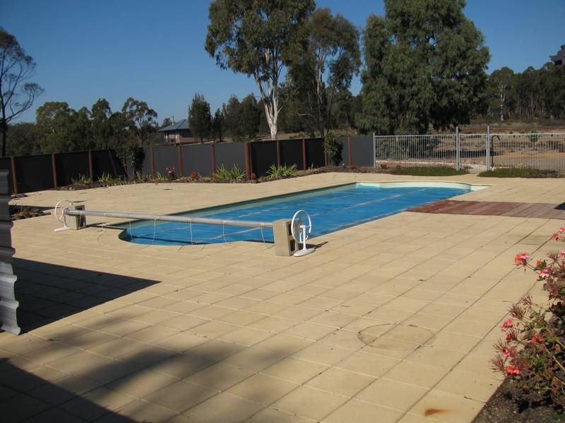 Tallawong Boutique Cabins Picture 2