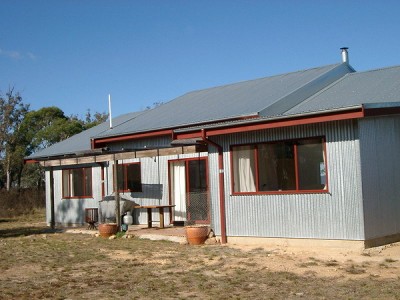 Artists retreat - Built to Perfection Picture