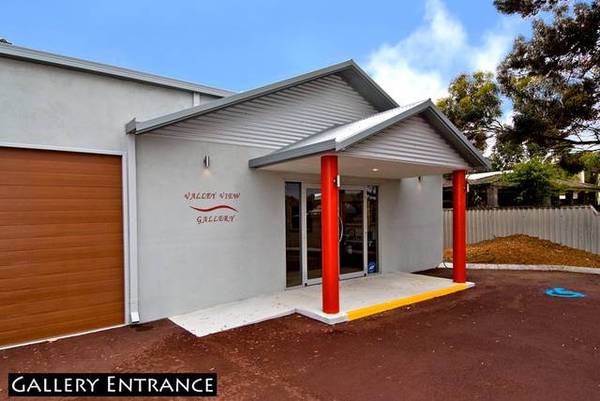 COMMERCIAL - CULTURAL OPPORTUNITY - HUGE EXPOSURE Picture