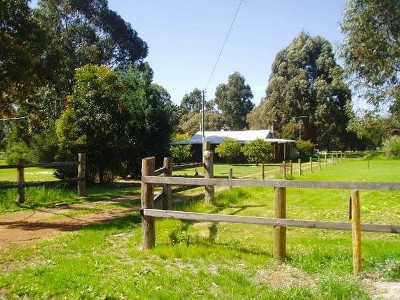 GREAT STARTER ON 2.5 ACRES! Picture
