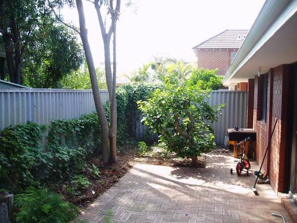 *LOCATED IN THE PRESTIGIOUS RAPHAEL PARK PRECINT* Picture