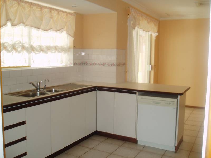 Cul de Sac Location- $420pw Picture 3