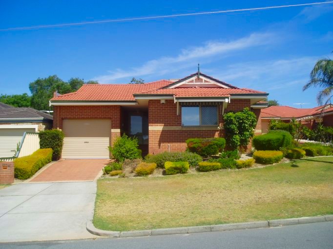 REDUCED - QUALITY FRONT HOME Picture 1