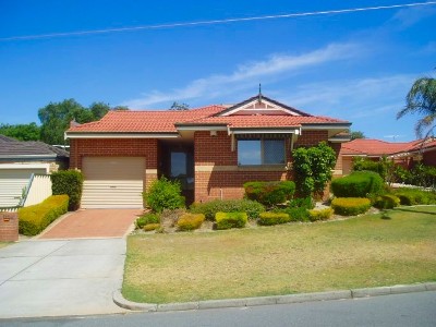 REDUCED - QUALITY FRONT HOME Picture