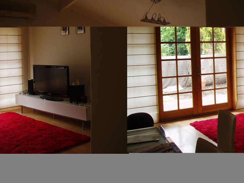 ****LOCATION*** Picture