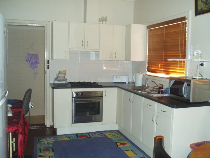 ***Duplex Block***Huge 878m2 Block Picture 3