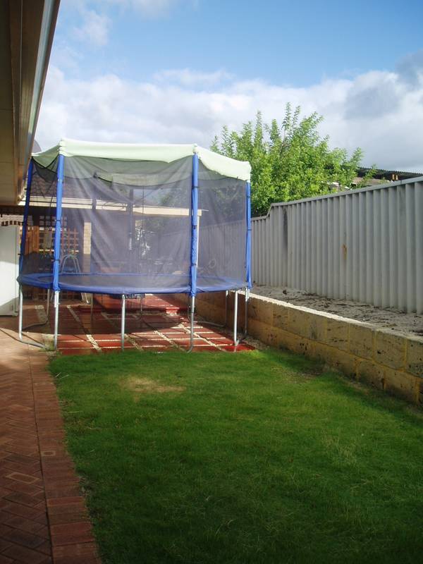 **ROOM TO MOVE! Picture 3